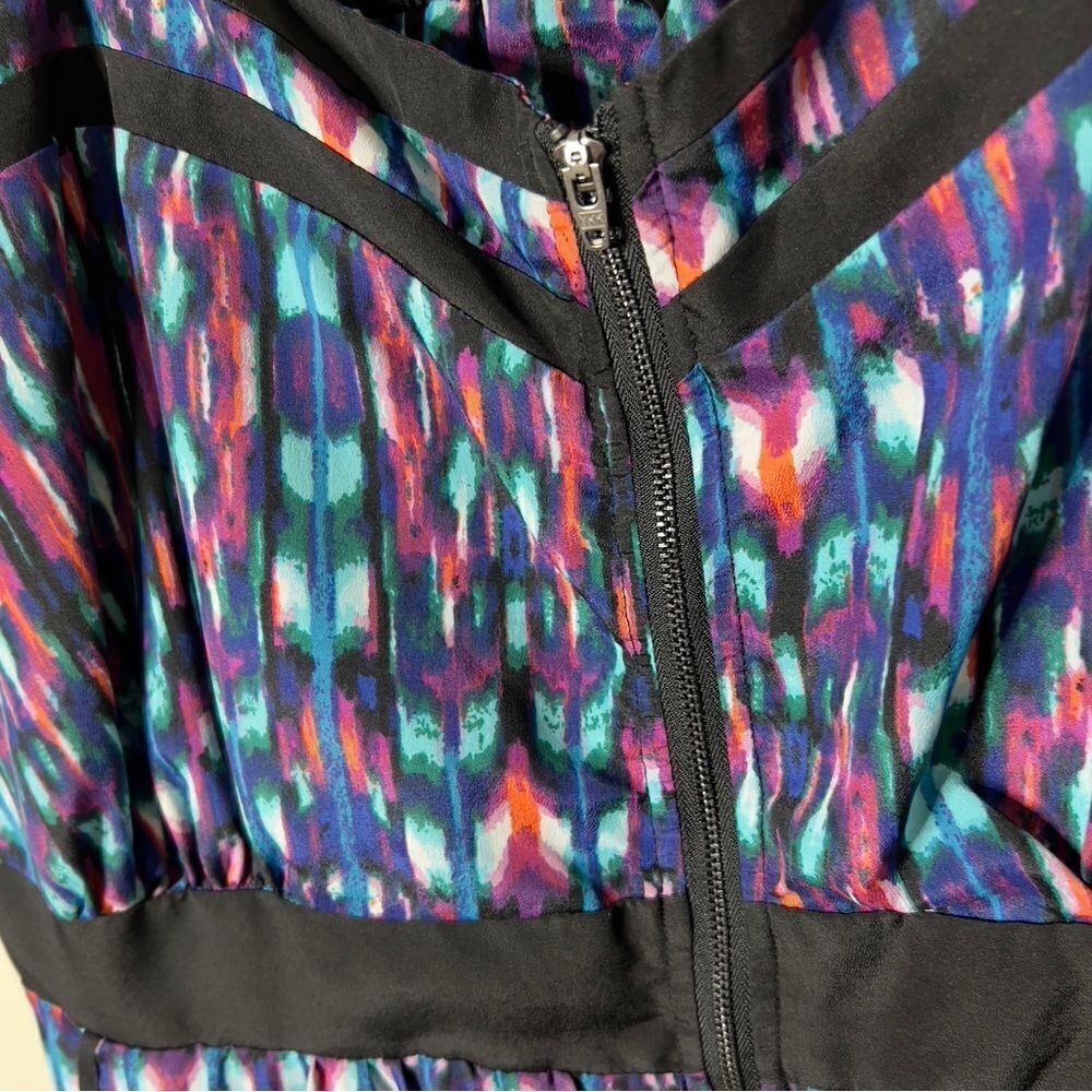 City Chic Sleeveless Multicolor 1/2 Front Zip Dress Size XXL - Picture 5 of 10